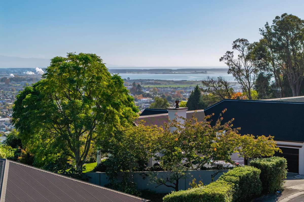 22 Hillplough Heights_2