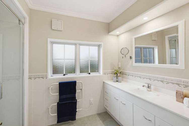 5 Patterson Grove Waikanae_32