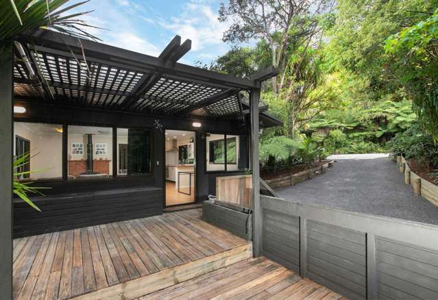 39 York Road Titirangi_1