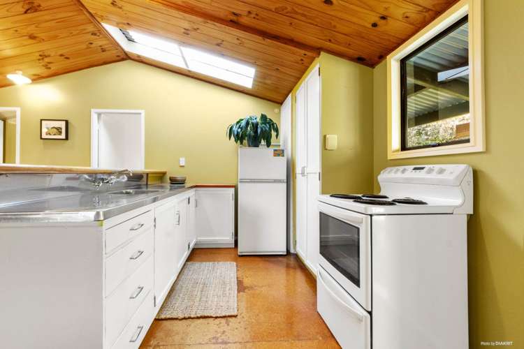 236 Bethells Road Bethells Beach_12