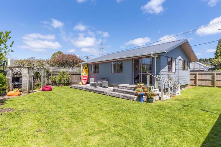 13A Rauparaha Street Waikanae Beach_1