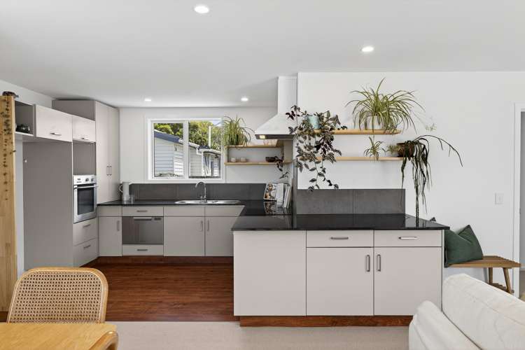 1/13 Ashmole Street Woolston_14