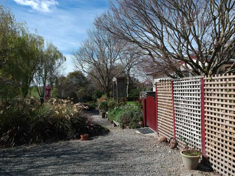 33 Devils Bridge Road Weston_30