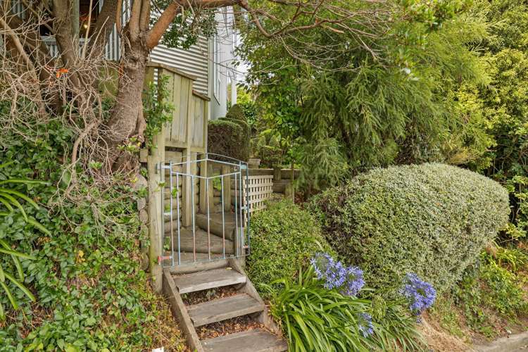 12 Selwyn Road Lyttelton_34