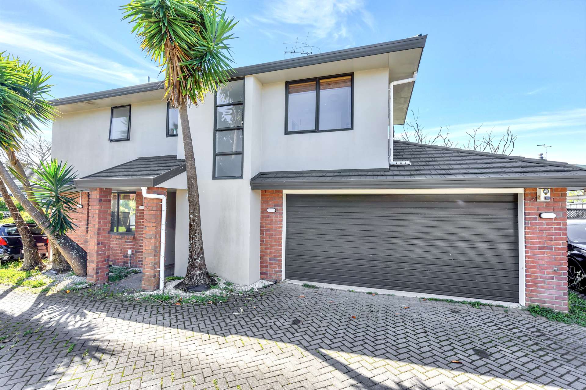 2/127 Coronation Road Papatoetoe_0