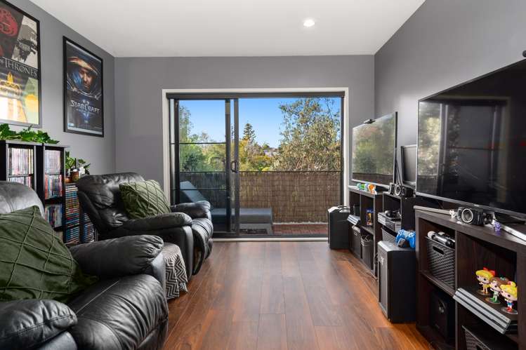 22d Sheppard Street Gate Pa_9