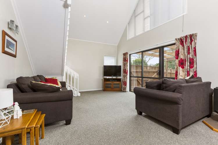 78 Carnoustie Drive Wattle Downs_10