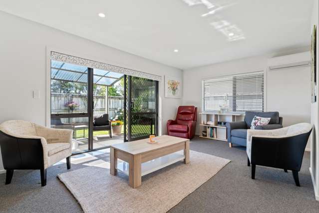 83 Ashmore Park Carterton_2