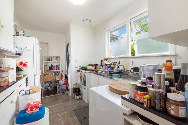 522 Beach Road Murrays Bay_8