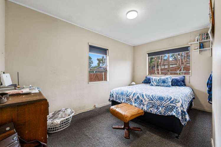 2/13 Paton Avenue Te Atatu South_7