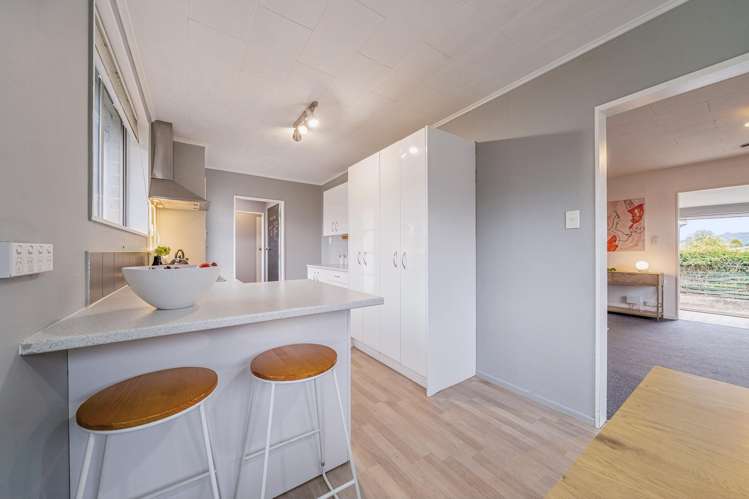 77 Pasadena Crescent Totara Park_11