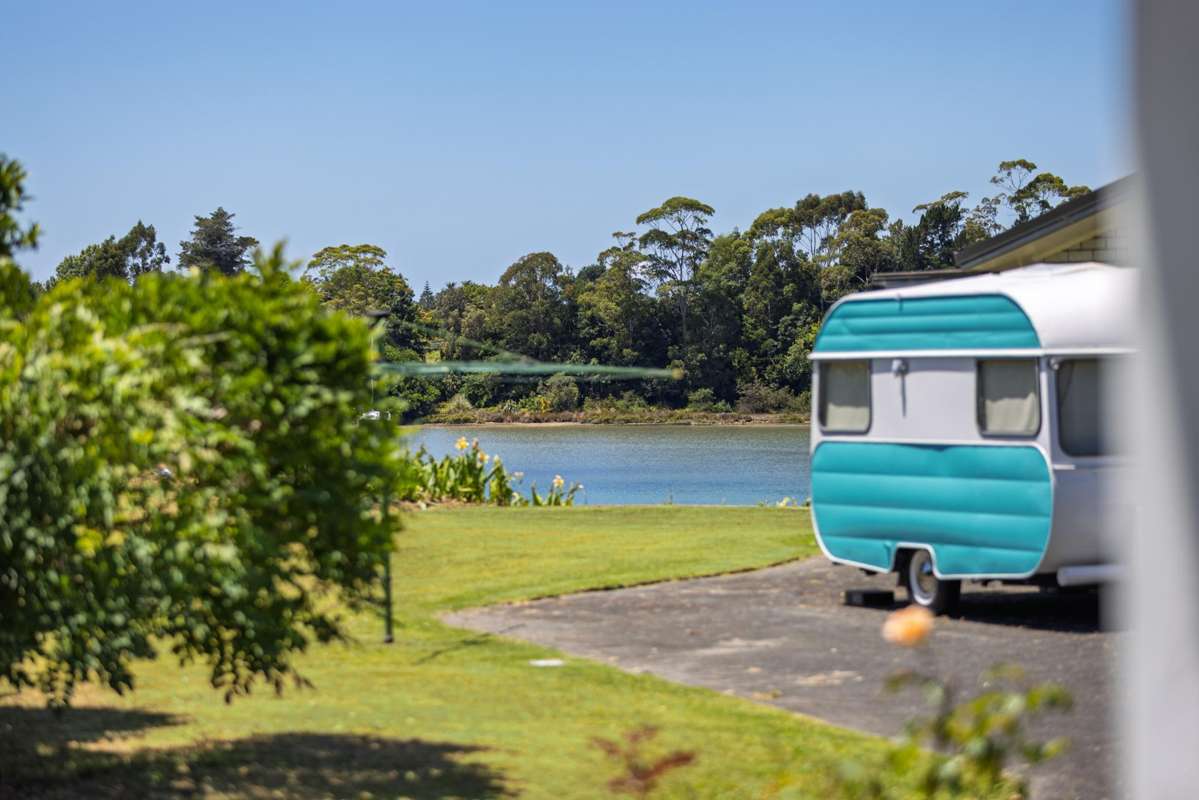 274 Plummers Point Road_1