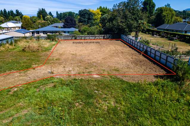 Sunny, flat section with title