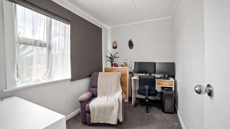 16 Tolerton Avenue Elgin_9