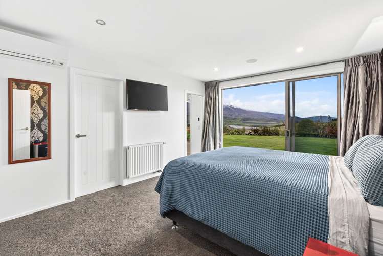 259 Heaney Road Cromwell_16