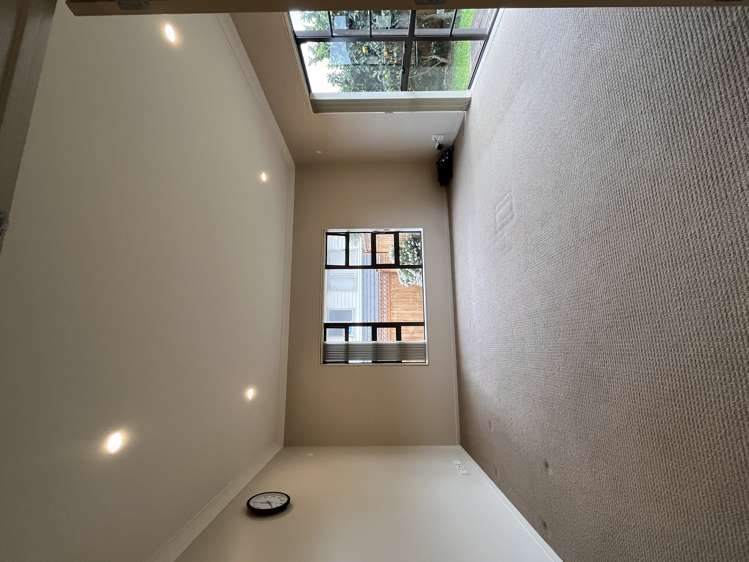 8 Terrasini Drive Flat Bush_27