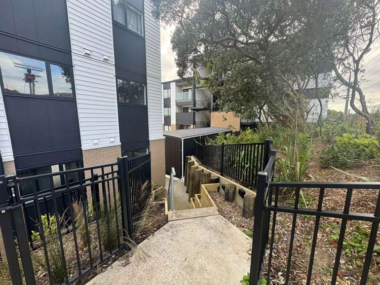 302/48 Clay Works Lane New Lynn_10