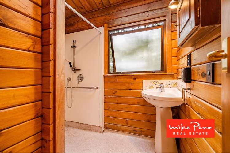 4 Arama Avenue Titirangi_5