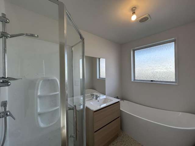 2/202 Sawyers Arms Road 1399_3