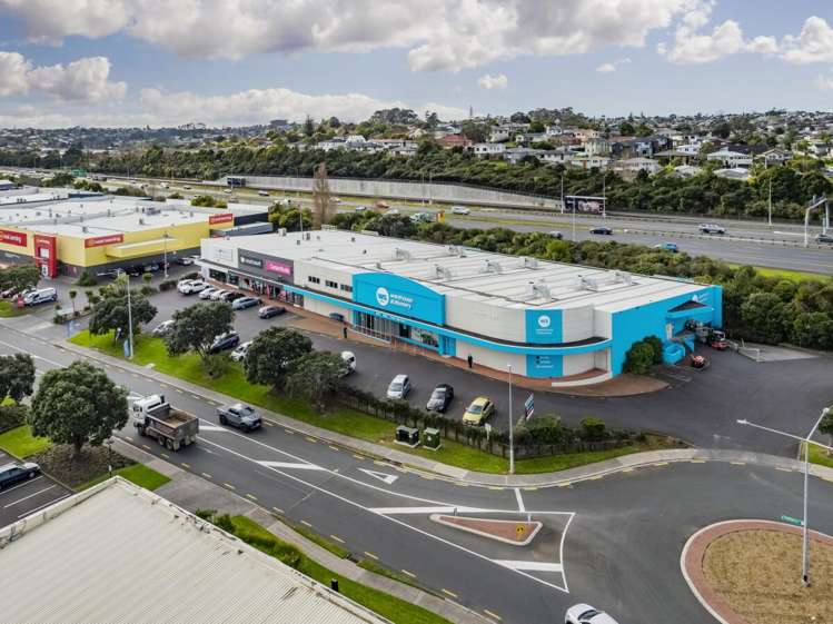 Unit C, 7-19 Croftfield Lane Wairau Valley_6