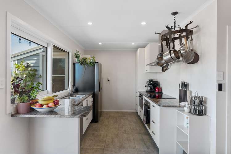 51 Toru Road Paraparaumu Beach_13