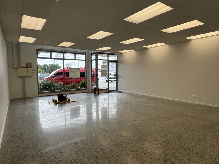 4B/239 Archers Road Wairau Valley_1