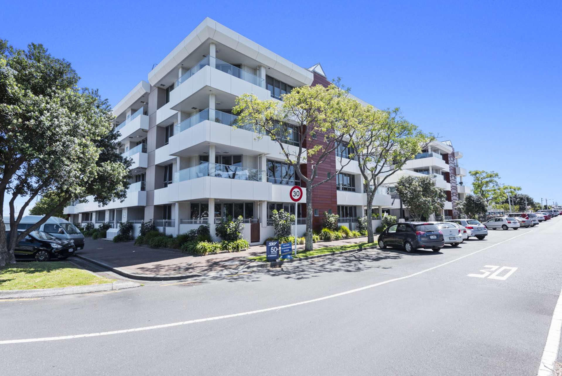 312/36 Victoria Road Mount Maunganui_0