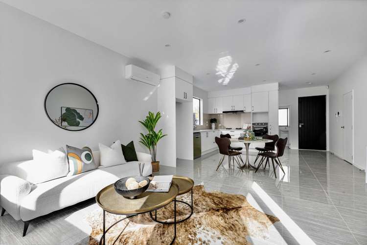 10e Pax Avenue Forrest Hill_1