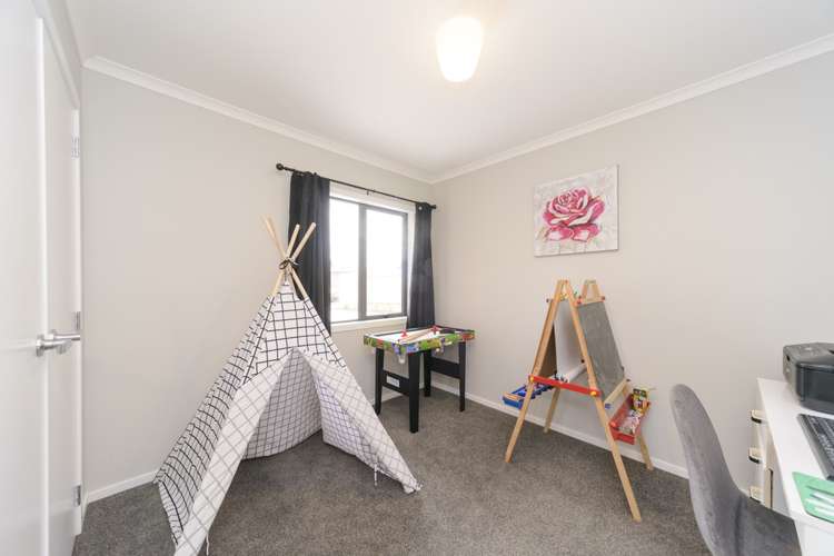 13 Wescombe Grove Feilding_14