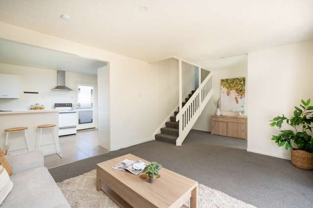 2/176 Riverlaw Terrace Saint Martins_4