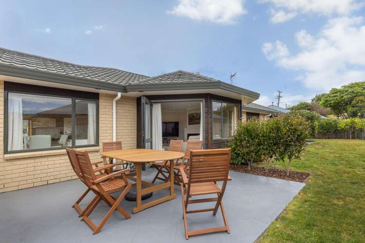 22 Lorna Irene Drive Raumati South_12