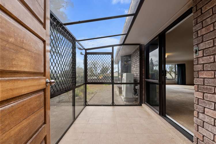 10 Kowhai Street Glenholme_1