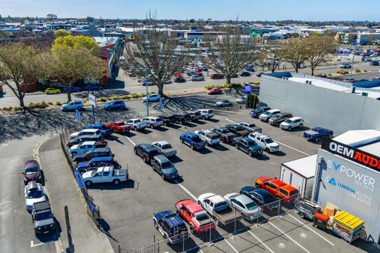 472 Moorhouse Avenue Waltham_1