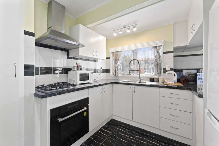 32a Waipapa Crescent Otara_5