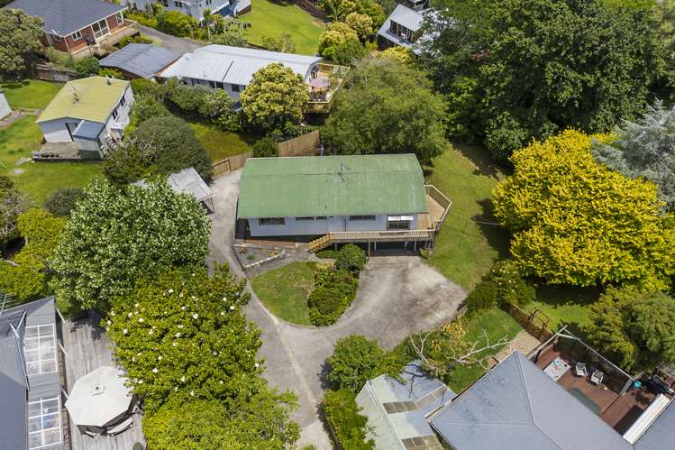 68 Fairclough Road Beach Haven_21