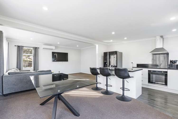 67 Queen Street Waitara_7