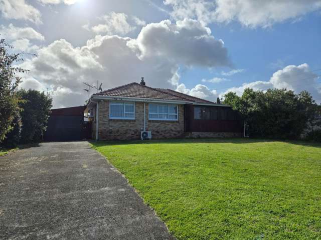 Spacious 3-Bedroom Home with Double Garage