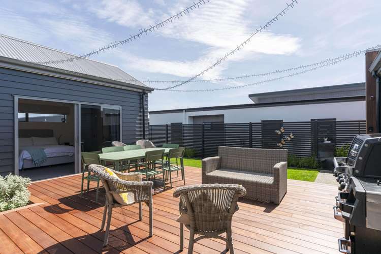 12 Repo Street Wharewaka_18