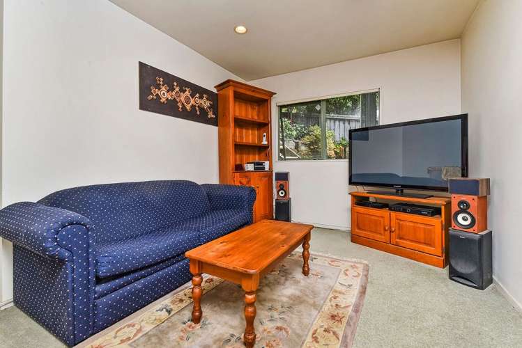 2/88 Langana Avenue Browns Bay_16