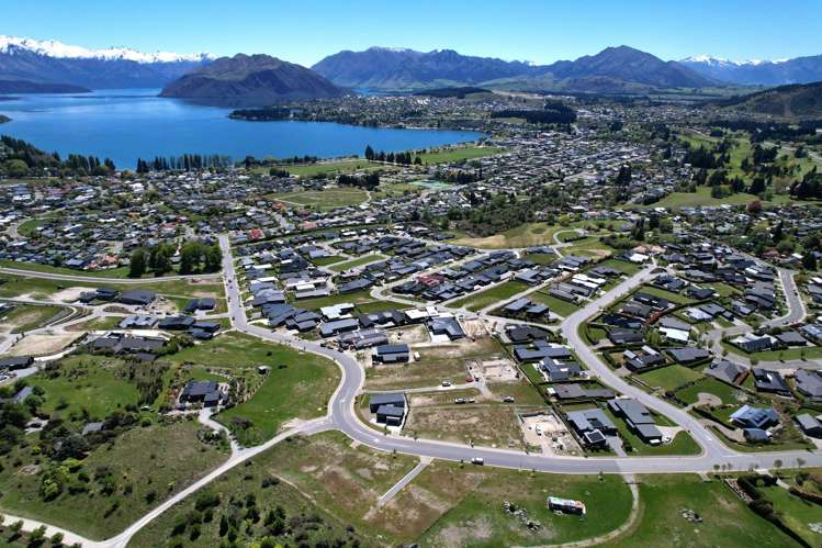 West Meadows Drive Wānaka_9