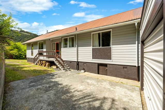 41 Village Loop Road Waipori Falls_1