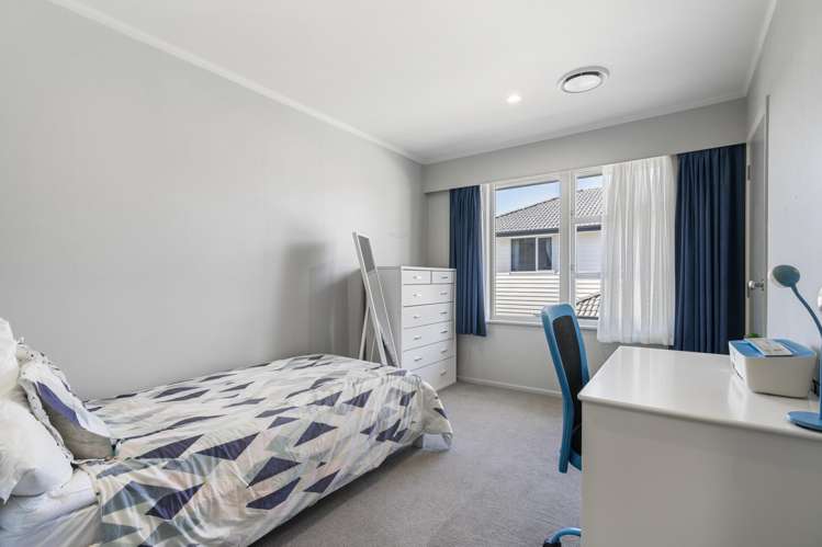 56 Exminster Street Blockhouse Bay_10