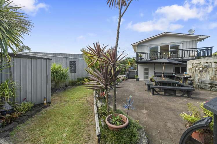 15 Banks Road Kawakawa Bay_11