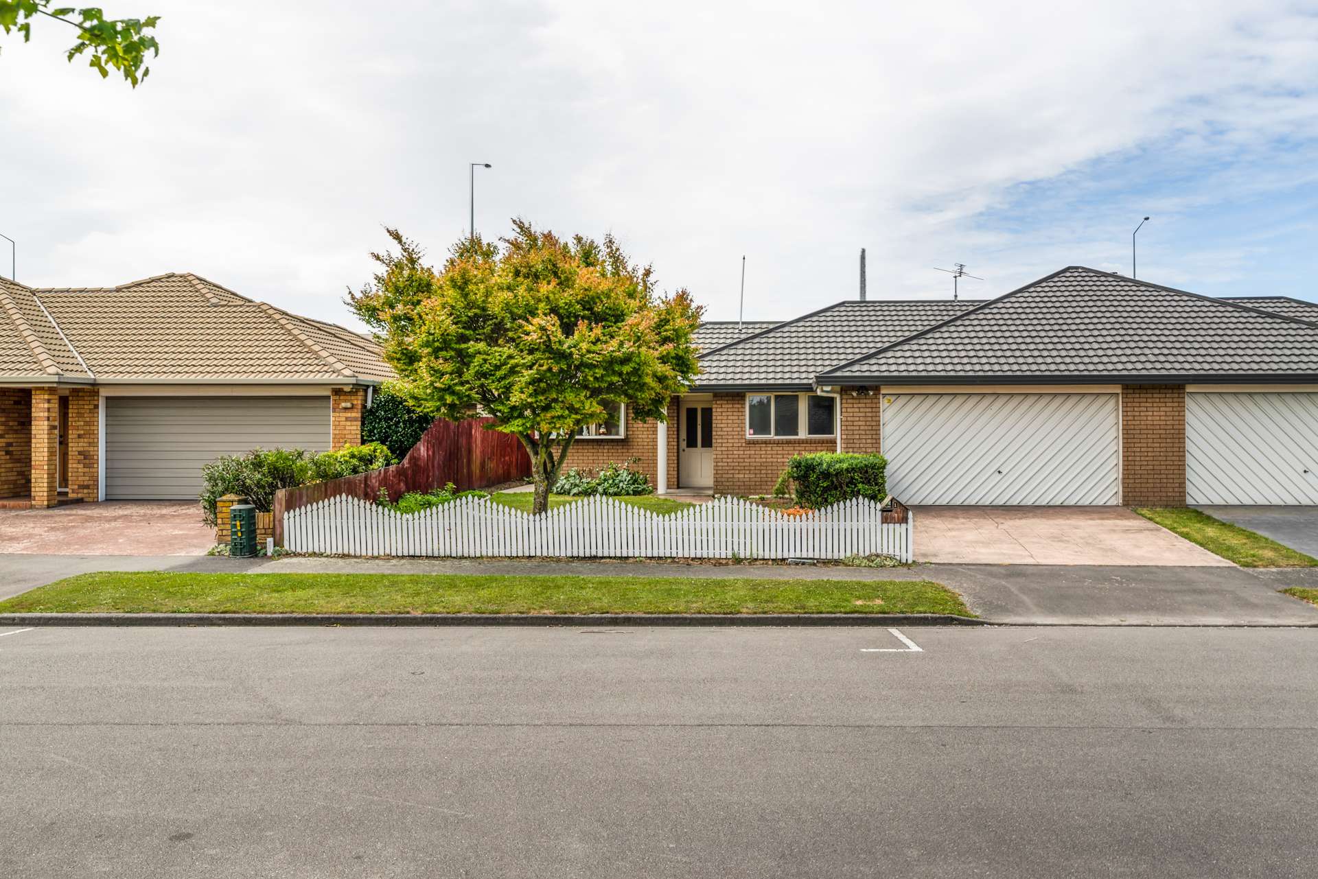 1/17 Cardigan Bay Place Addington_0