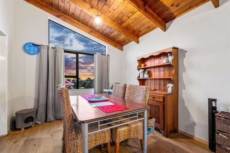 13 Moxham Grove Massey_6