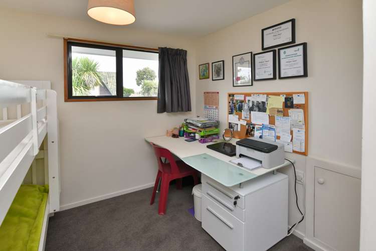 27 Gibbs Drive Woodend_12