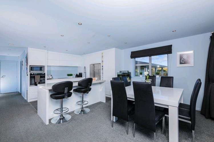 288 Alec Craig Way Gulf Harbour_11