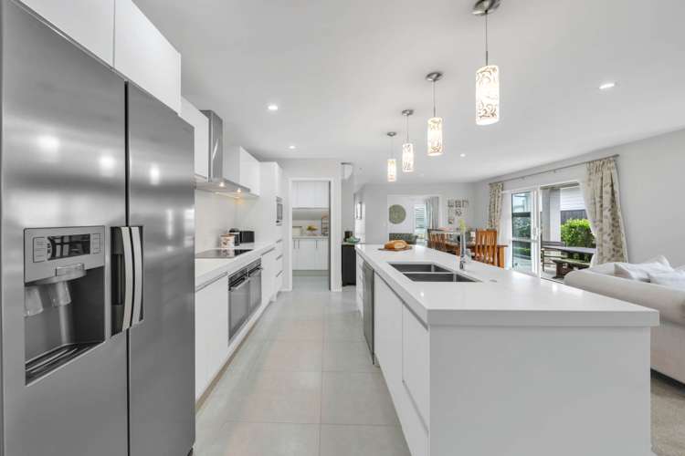 19 Defender Crescent Beachlands_16