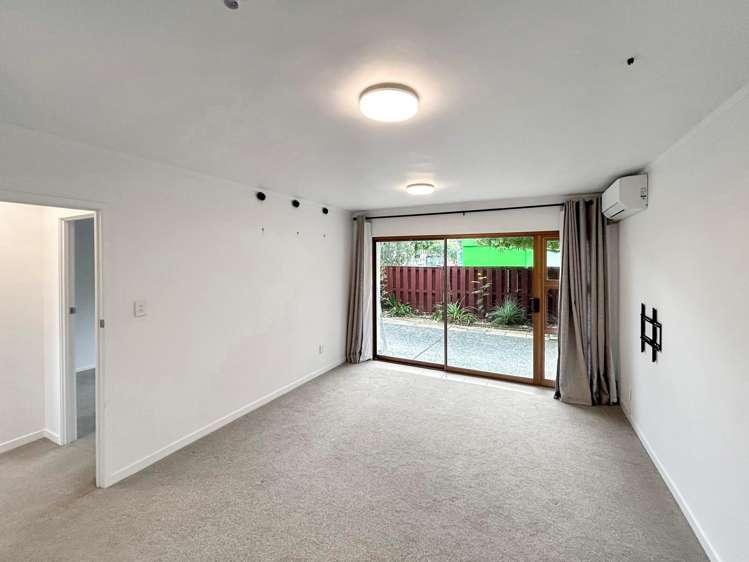  2/773 Beach Road Browns Bay_5