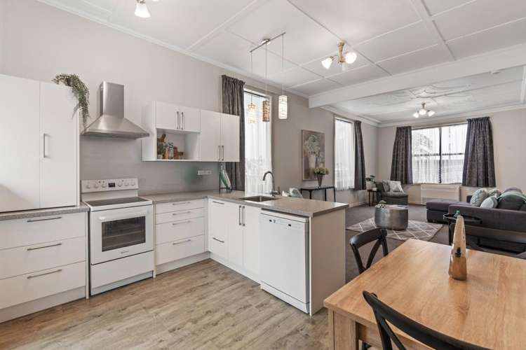 9 Helena Street Forbury_11